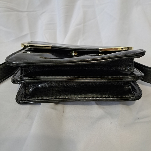 Nine West | Dark green mini purse with long strap & gold details - Picture 12 of 16